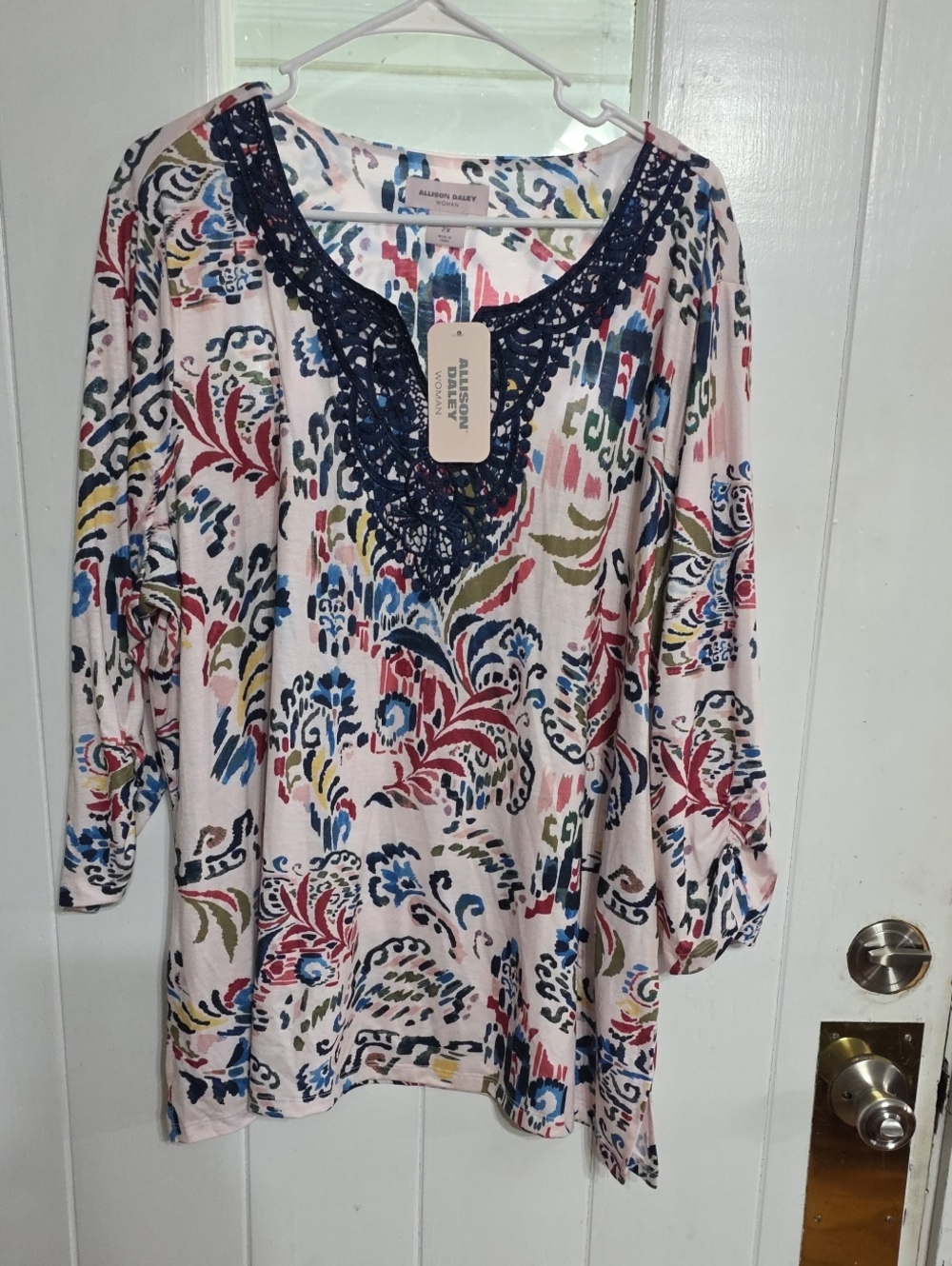 NWT Allison Daley Women's Blouse Lace/Blingy Neckline Soft Comfort Sz 2X